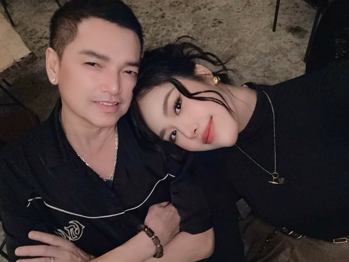 Quang Minh bày tỏ, anh cảm thấy bình yên mỗi khi bên bạn gái. Ảnh: FB Quang Minh.