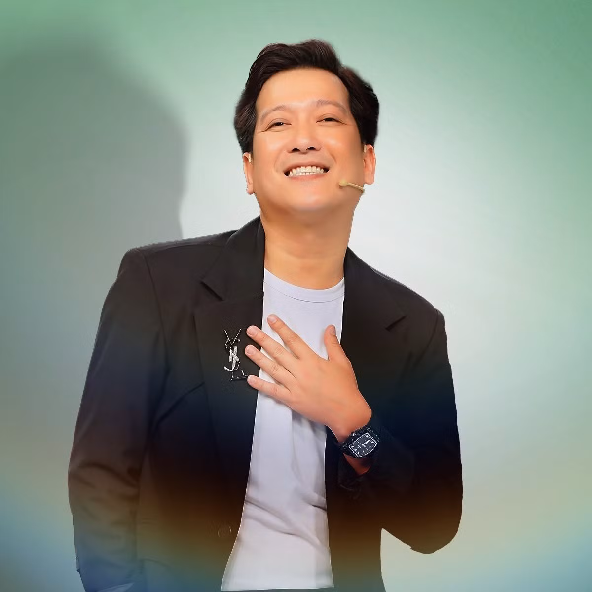 Sự nghiệp của Trường Giang cũng được ghi nhận bằng nhiều giải thưởng. Theo Dân Việt, anh đoạt giải Nam diễn viên sân khấu được yêu thích nhất ở Mai Vàng 2015, 4 giải ở Mai Vàng 2016 (Nam diễn viên sân khấu được yêu thích nhất, Nghệ sĩ hài được yêu thích nhất, Nam diễn viên điện ảnh, truyền hình được yêu thích nhất và Người dẫn chương trình được yêu thích nhất), 2 giải ở Mai Vàng 2017 (Nam diễn viên sân khấu được yêu thích nhất và Nghệ sĩ hài được yêu thích nhất).