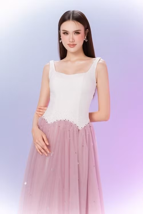 Trịnh Mỹ Anh đoạt á hậu 2 Miss Earth 2025. Cô sở hữu vẻ đẹp đậm chất Á Đông. Ảnh: FB Trịnh Mỹ Anh.