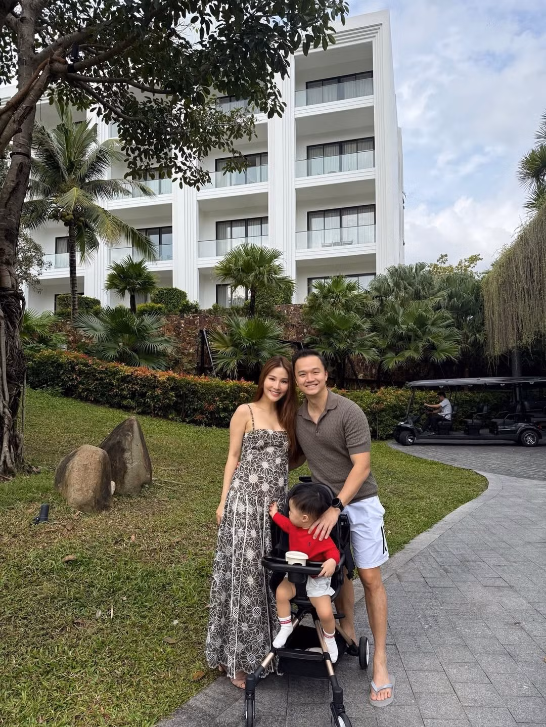 Diễm My và doanh nhân Vinh Nguyễn hiện tại có cuộc sống hôn nhân viên mãn. Ảnh: Instagram Diễm My.
