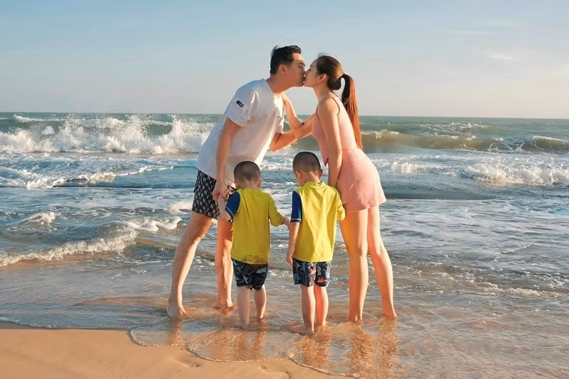 Có hai con trai, Dương Khắc Linh và Ngọc Duyên muốn có thêm một bé gái. Ảnh: FB Lưu Ngọc Duyên.
