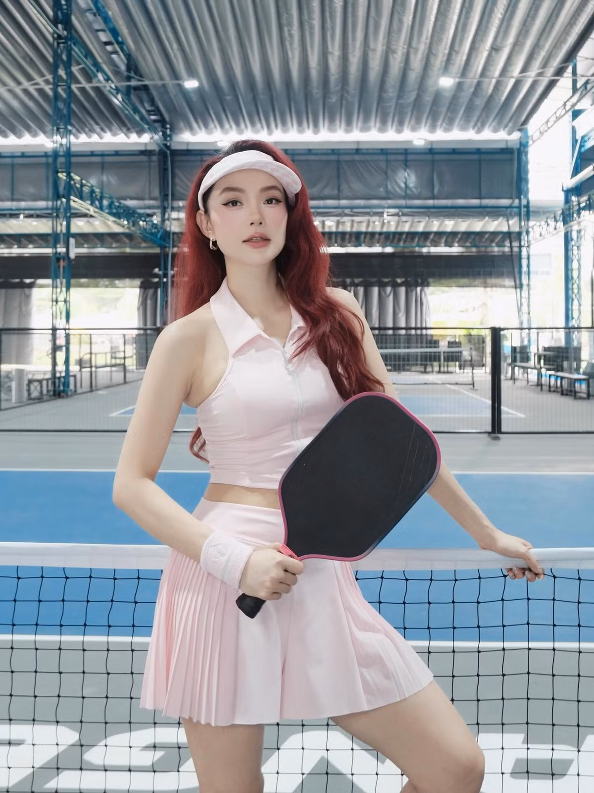 Minh Hằng chia sẻ, doanh nhân Quốc Bảo biết sở thích của vợ nên xây tặng cụm 12 sân pickleball.