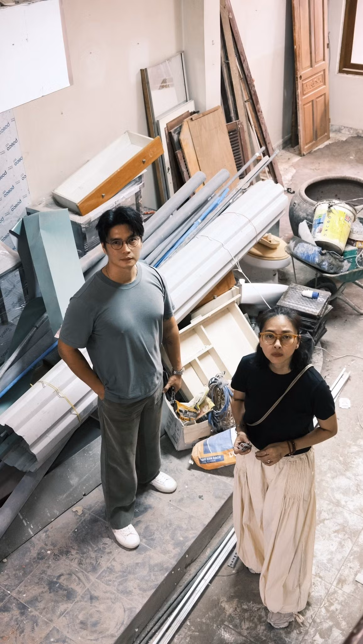 Tuy nhiên, nữ diễn viên cũng bày tỏ sự bức xúc khi một số cư dân mạng để lại bình luận mang tính tiêu cực dưới bài đăng của mình. Ngô Thanh Vân cho biết cô chỉ muốn chia sẻ cảm xúc vui vẻ của một người mẹ, nhưng lại bị suy diễn theo chiều hướng khác. Ảnh: FB Huy Trần.