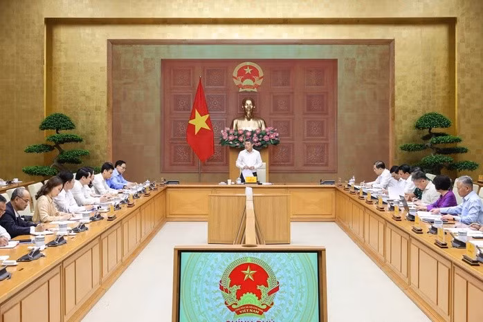 Thủ tướng chủ trì buổi làm việc với Bộ Ngoại giao. Ảnh: NHẬT BẮC