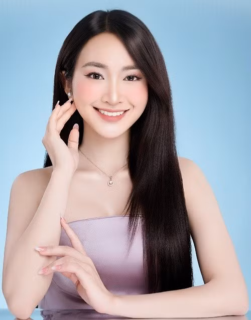 Vũ Thủy Tiên được xem là một trong số những thí sinh nổi bật ở Miss World Vietnam 2025 nhờ nhan sắc và thành tích học vấn. Ảnh: Miss World Vietnam.