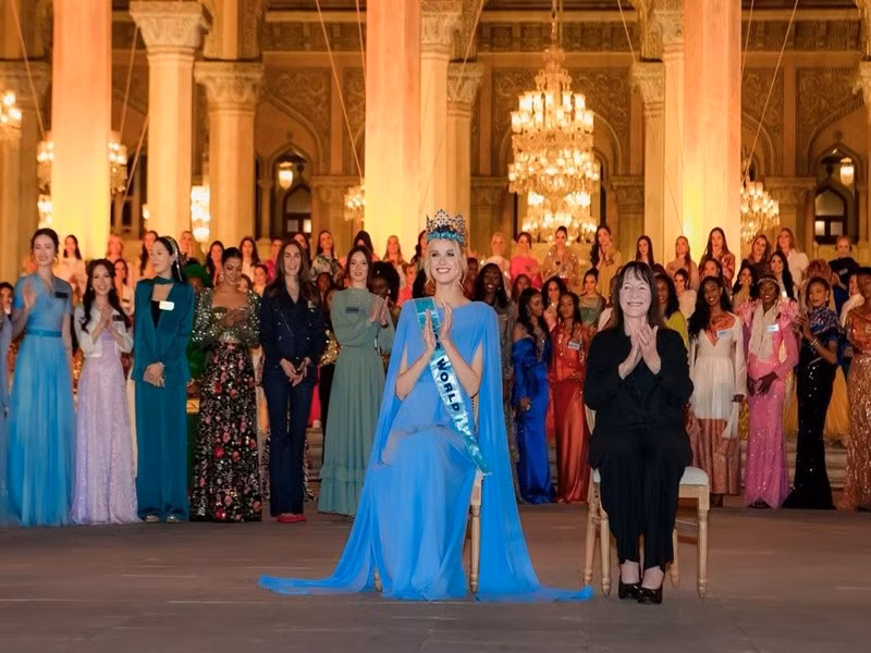 Krystyna sẽ chuyển giao vương miện Miss World vào ngày 31/5/2025. Ảnh: Instagram Krystyna Pyszkova.