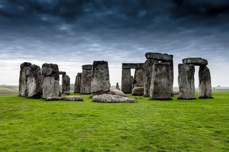 Giả thuyết kỳ bí về vòng tròn đá Stonehenge
