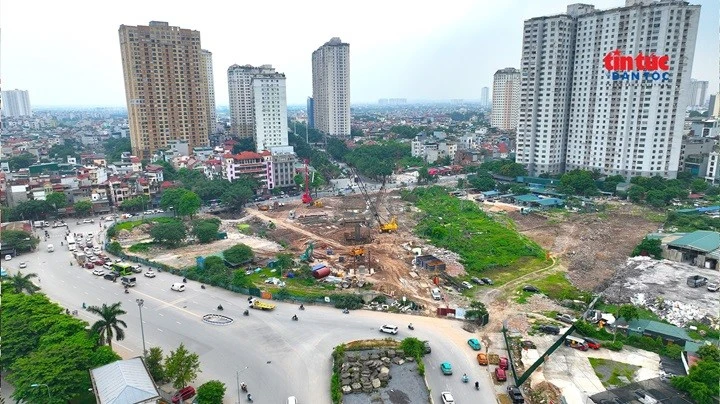 [GALLERY] Tăng tốc thi công nút giao Phạm Tu - đường 70, gỡ điểm nghẽn ùn tắc