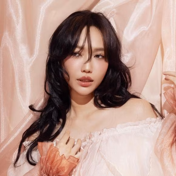 "Diệu Nhi thay ảnh đại diện do có hình mới!", Diệu Nhi làm mới giao diện trang cá nhân.
