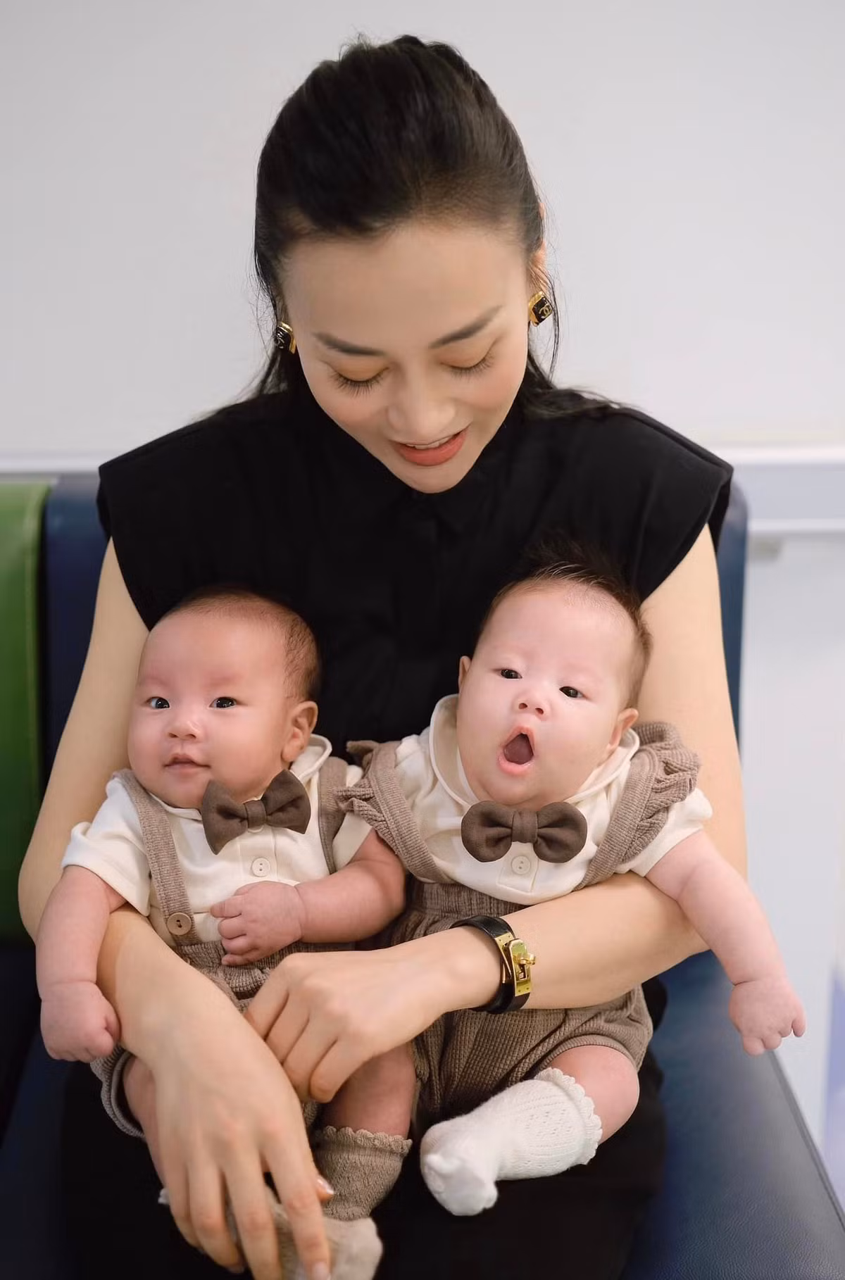 Diễn viên Phương Oanh gây chú ý khi tổ chức đám cưới với Shark Bình, gần đây cô đã sinh đôi. Ảnh: FB Đỗ Phương Oanh