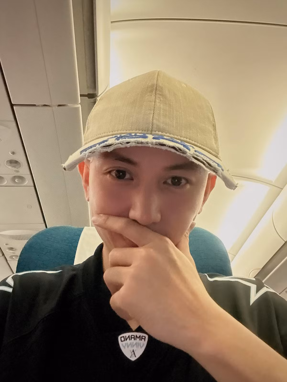 Hình tượng chàng Huy vừa đẹp trai vừa ngọt ngào giúp cho Hoàng Anh Vũ nhanh chóng nổi tiếng. Ảnh: FB Hoàng Anh Vũ