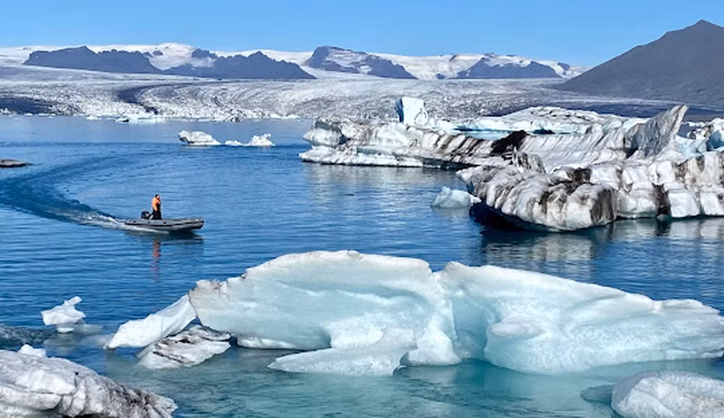 Iceland không chỉ thu hút khách du lịch bởi những cảnh quan thiên nhiên kỳ vĩ có một không hai, mà còn khiến du khách bất ngờ với nền ẩm thực độc đáo, trong đó có món Hákarl, hay còn gọi là cá mập thối. Ảnh: An ninh Thủ đô
