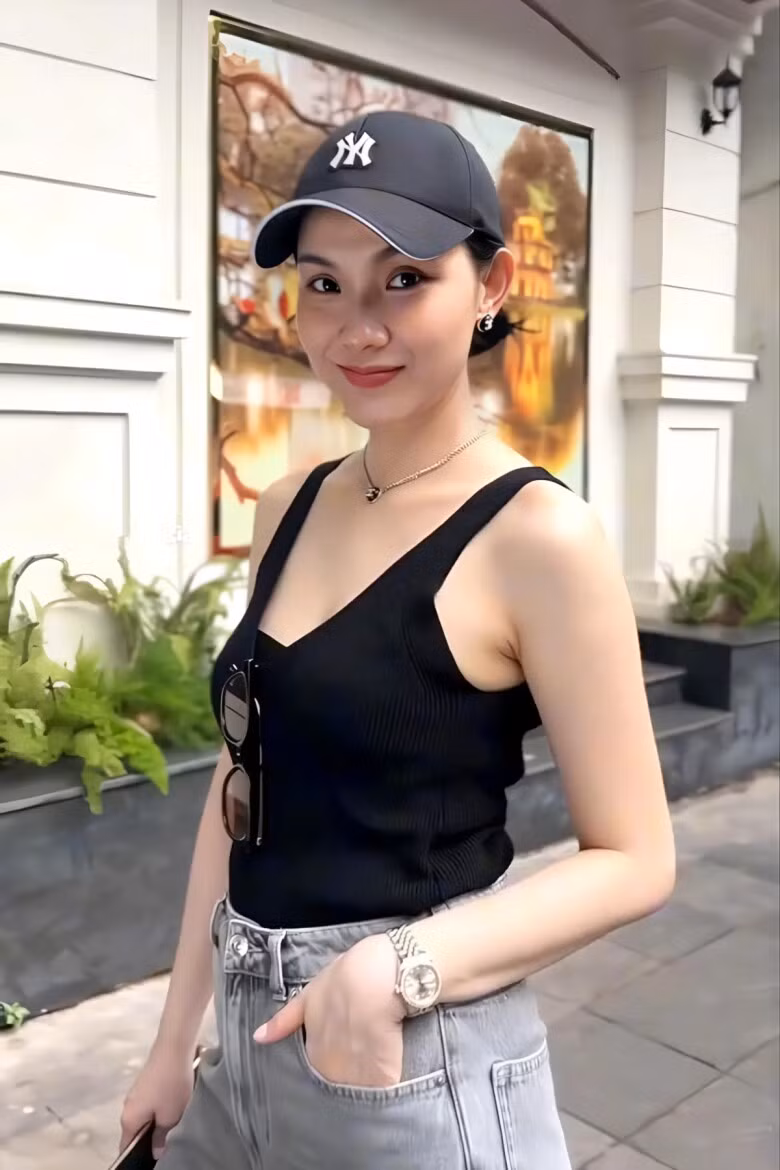 Trước đây, Thùy Lâm kín tiếng về cuộc sống cá nhân. Sau khi chia sẻ một số video đời thường, cô được nhiều khán giả động viên đăng tải thêm các nội dung tương tự lên mạng xã hội. Ảnh: FB Nguyễn Thuỳ Lâm