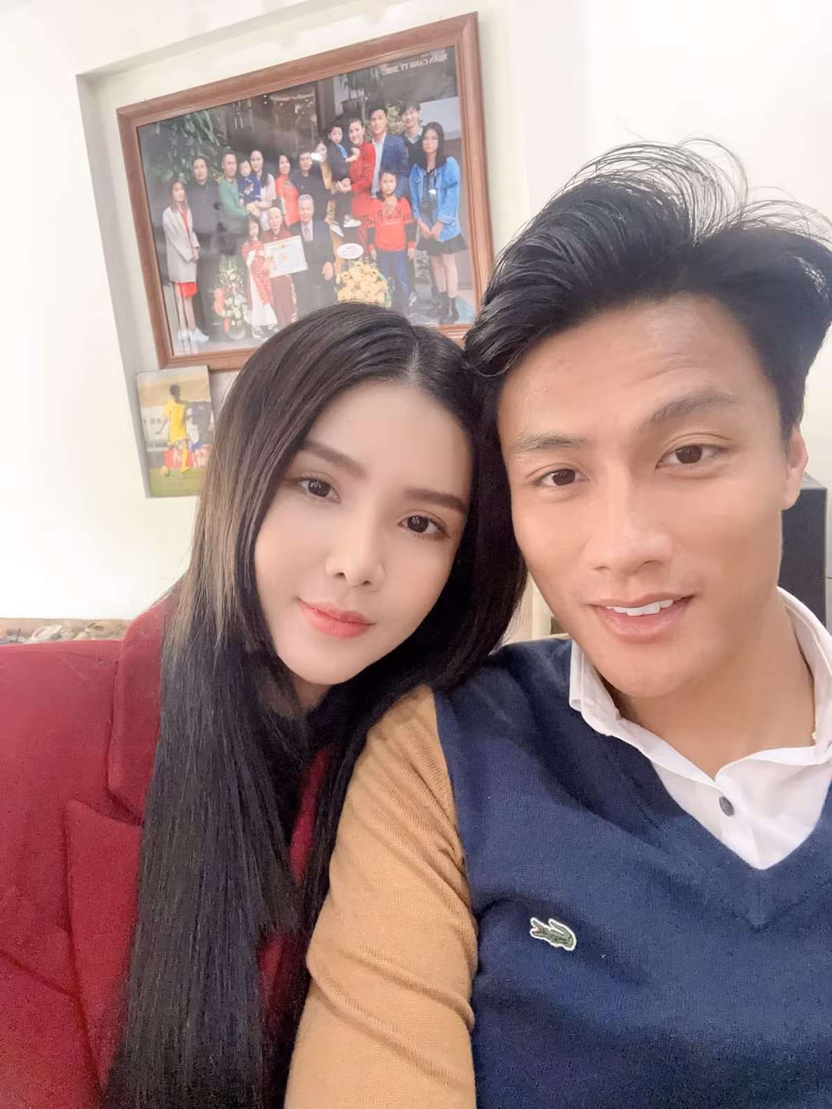 Với nhan sắc ngọt ngào, Kỳ Hân - vợ Mạc Hồng Quân luôn là nàng WAG nhận được nhiều sự quan tâm của người hâm mộ. Ảnh: FBNV