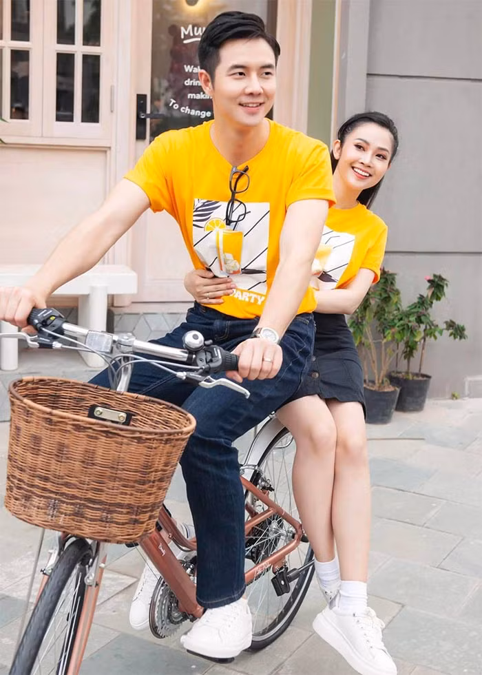 "Tôi thấy mình may mắn, hạnh phúc khi tìm được người bạn đời đồng điệu về cảm xúc và hầu hết mọi thứ trong cuộc sống với mình", nữ MC "Giai điệu kết nối" chia sẻ.
