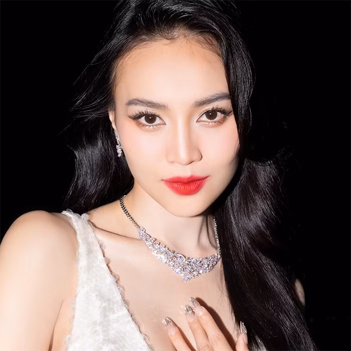 Ở tuổi 34, là "ngọc nữ màn ảnh Việt", Lan Ngọc nổi tiếng với hàng loạt bộ phim điện ảnh như: "Cô Ba Sài Gòn", "Tấm Cám: Chuyện chưa kể", "Gái già lắm chiêu",... (Ảnh: FBNV)