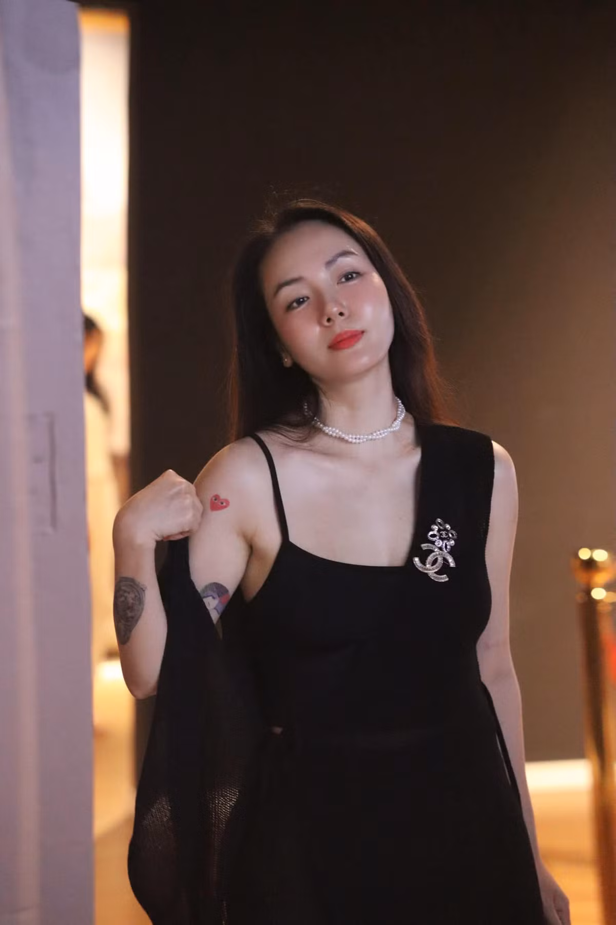 Ca sĩ Phương Linh gợi cảm.