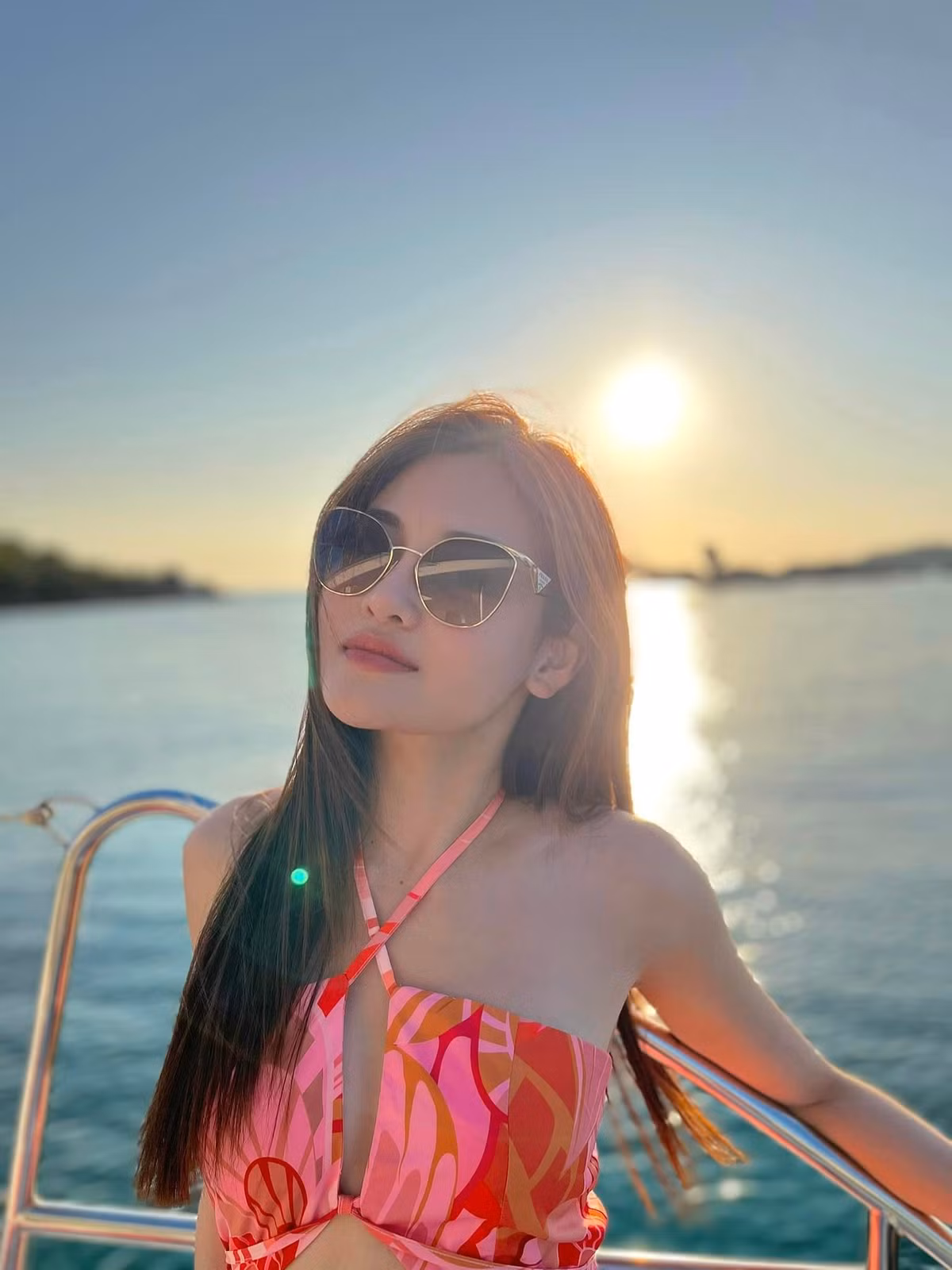 Nhiều người cho rằng Thùy Anh ngày càng trở nên xinh đẹp và quyến rũ.