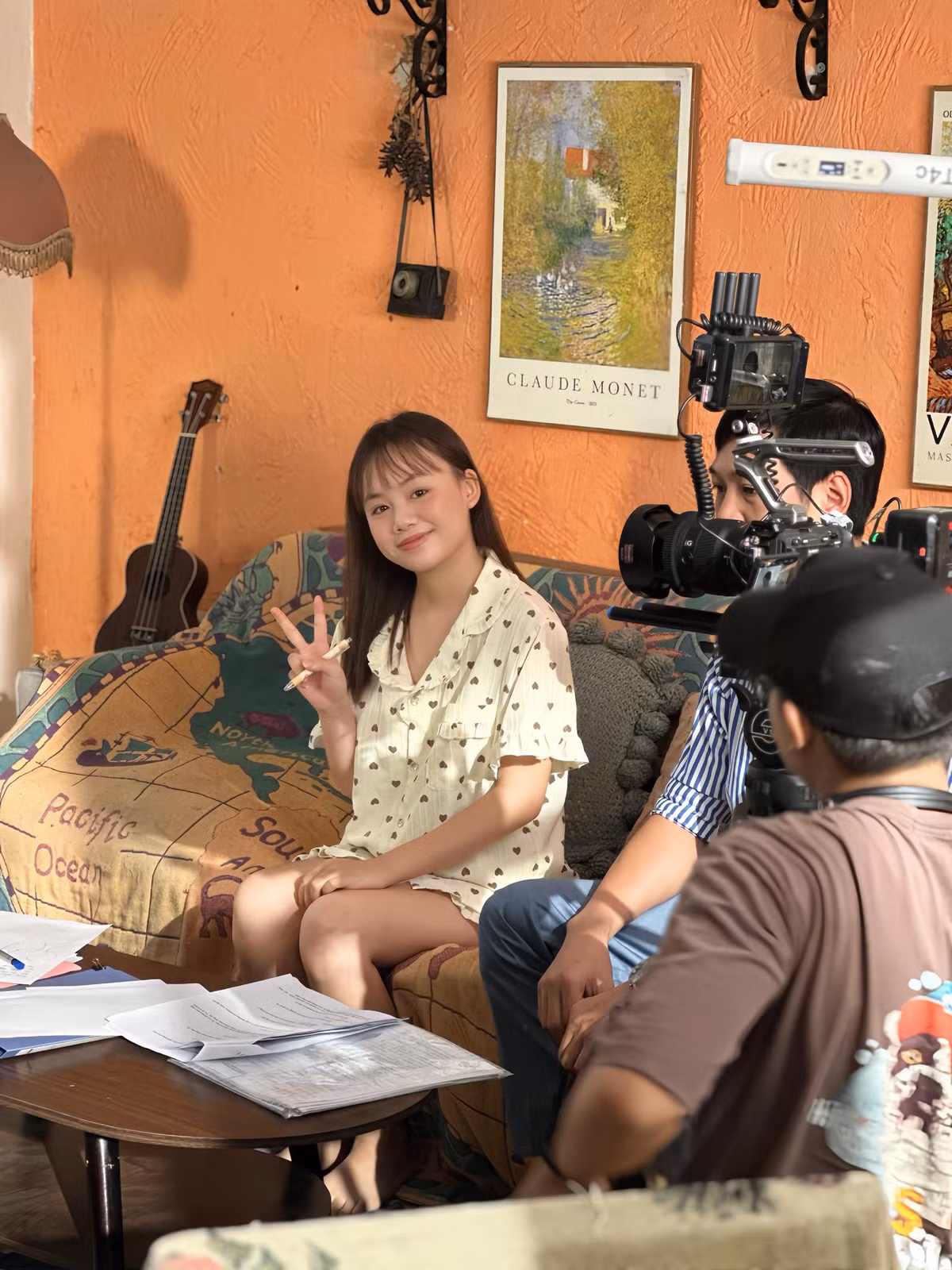 Hiện tại, Hồng Nhung đã 15 tuổi và ra dáng một thiếu nữ. Ảnh: FB Hồng Nhung
