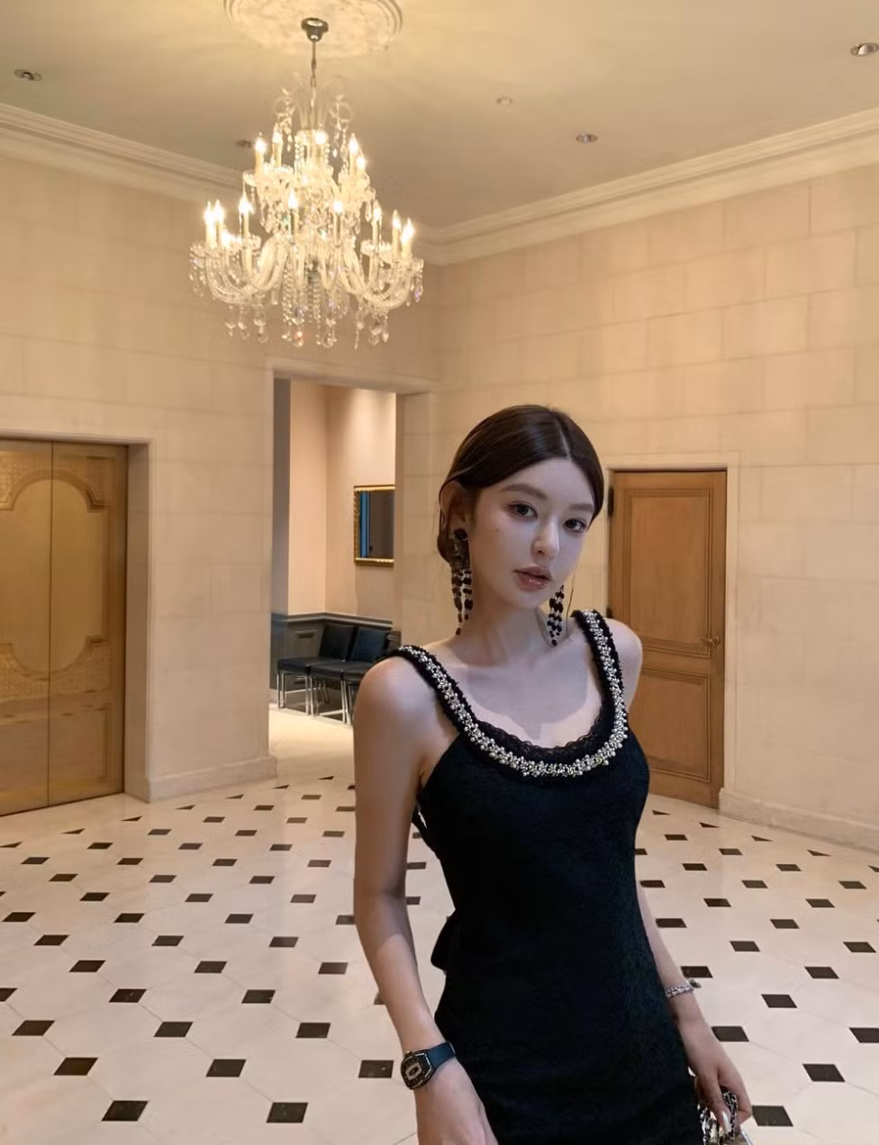 Hot girl Trung Quốc này sở hữu mình dây, nhưng đường cong lại vô cùng quyến rũ.