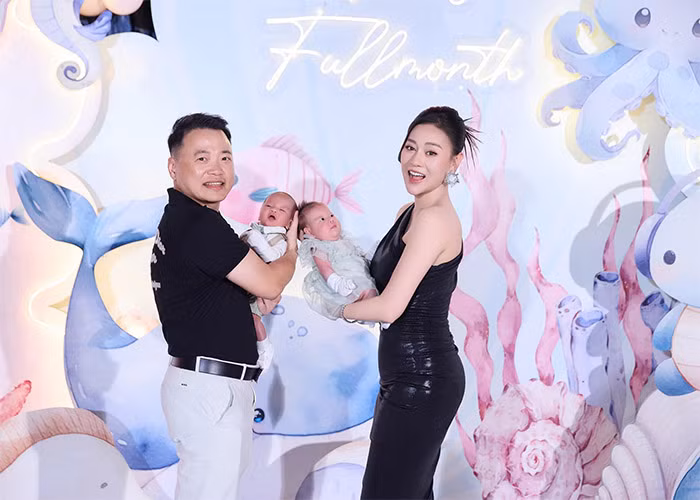 Ngày 14/5, nữ diễn viên Phương Oanh hạ sinh cặp song sinh Jimmy &amp; Jenny bằng phương pháp sinh mổ. Ảnh: FB Phương Oanh - Shark Bình
