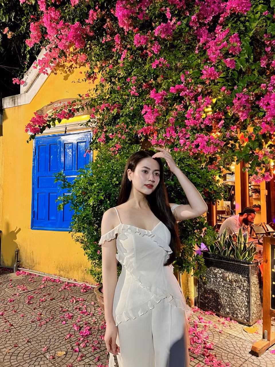 Việt Hoa gây thương nhớ với nhan sắc nhẹ nhàng. Lâu lắm rồi mới thấy nữ diễn viên lên sóng trở lại trên trang cá nhân. Ảnh: FB Vũ Việt Hoa