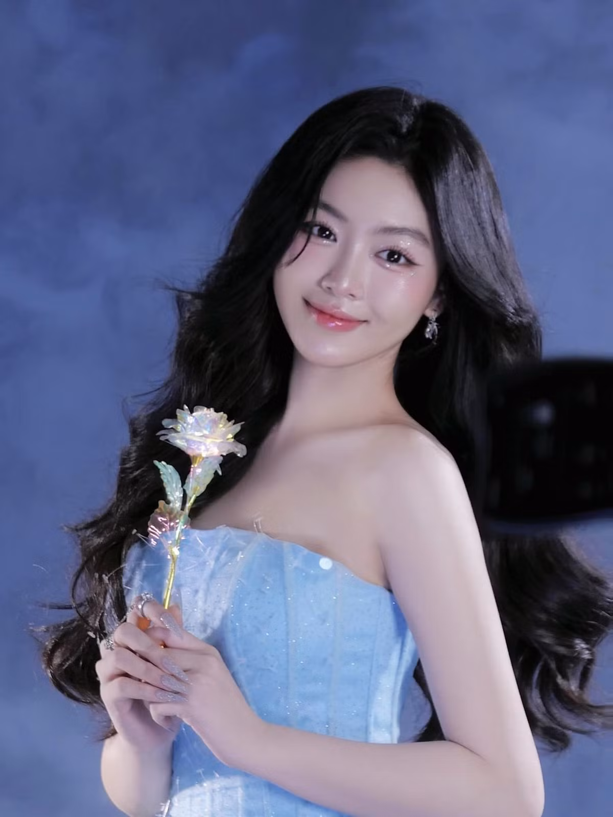 Cô cho biết thích phong cách tiểu thư, nhẹ nhàng, gam màu sáng. Ảnh: FB Mai Thảo Linh