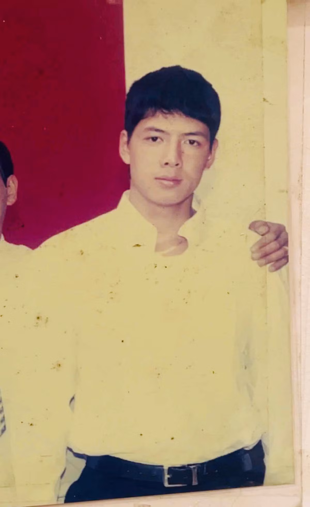 MC, diễn viên Bình Minh đăng lại bức ảnh cũ cách đây 26 năm. Ảnh: FB Bình Minh