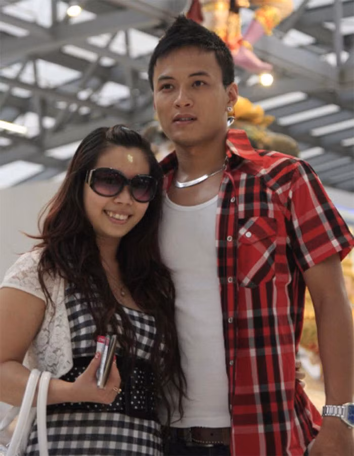 Hình ảnh vợ chồng Hồng Đăng lúc mới cưới.