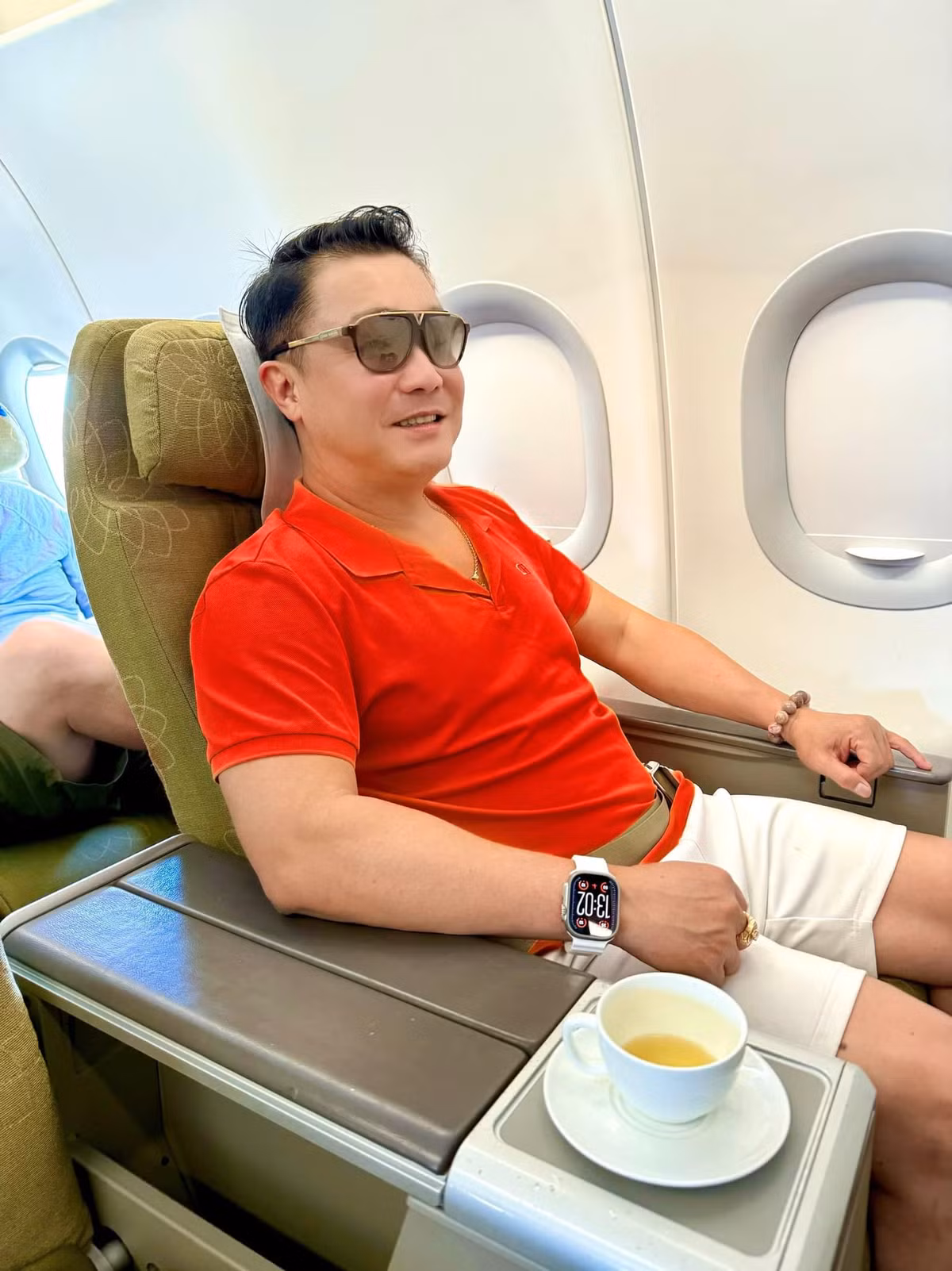 Lý Hùng nói, anh dành thời gian cho gia đình ở thời điểm hiện tại, không áp lực hay bận tâm điều gì. Ảnh: FBNV