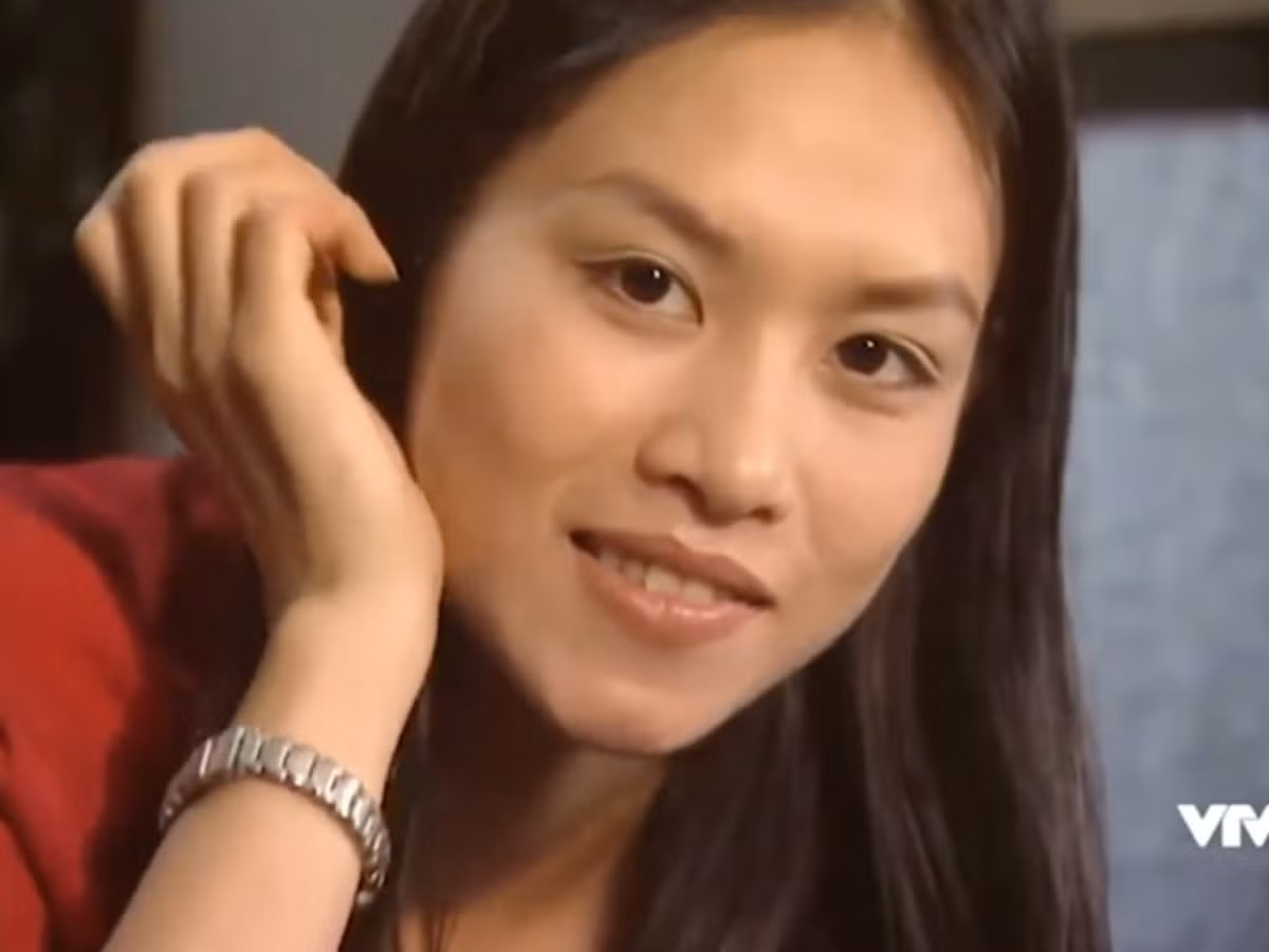 Trong dàn nữ diễn viên "Phía trước là bầu trời" có lẽ ấn tượng nhất là Hà Hương trong vai Nguyệt "thảo mai". Ảnh: Dân Việt