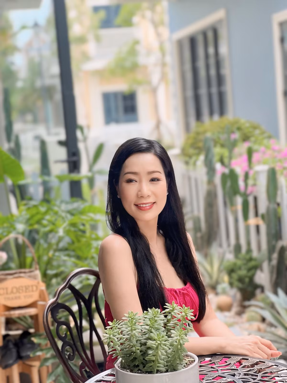 23 năm bên nhau, tình yêu mà vợ chồng nghệ sĩ Trịnh Kim Chi dành cho nhau vẫn ngọt ngào như thuở ban đầu. Ảnh: FB Trịnh Kim Chi