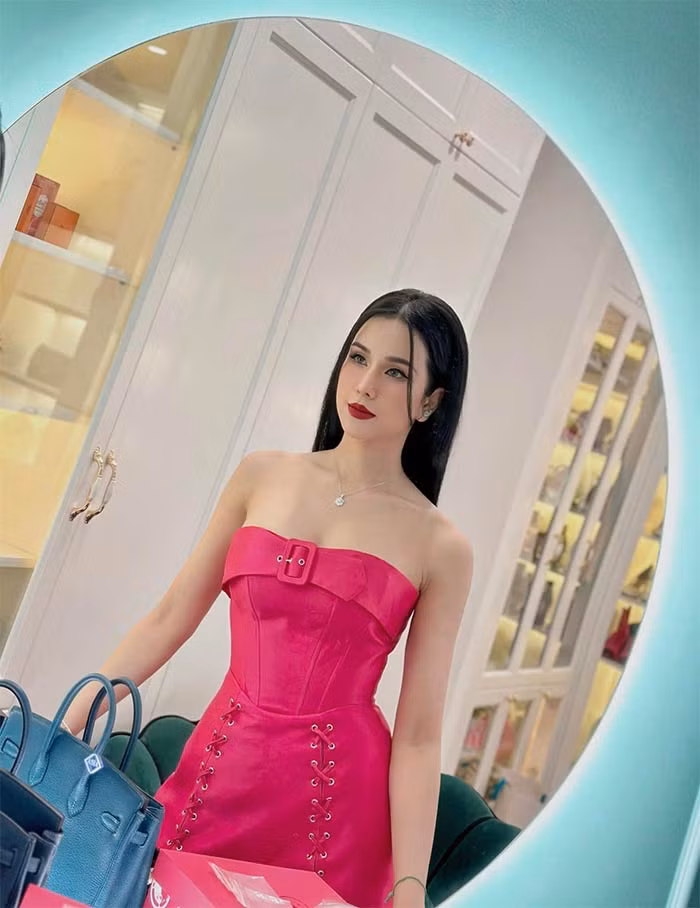 Màn tương tác trên mạng của Diệp Lâm Anh và Nghiêm Đức gây chú ý. (Ảnh: FB Diệp Lâm Anh)