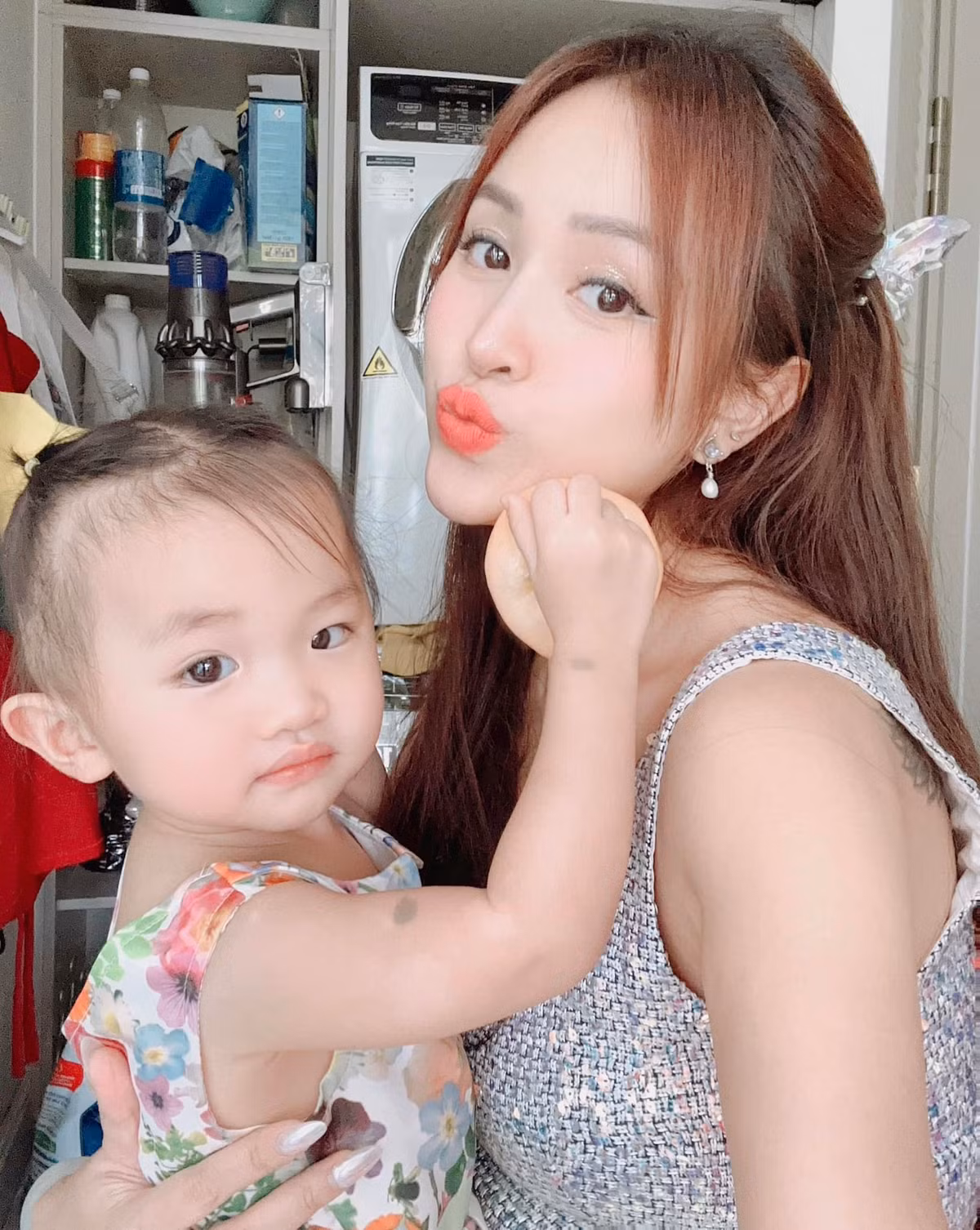 Kết hôn lần hai, Vân Hugo cảm thấy viên mãn khi được ông xã hết mực yêu thương, chiều chuộng, các con ngoan ngoãn, yêu thương nhau.