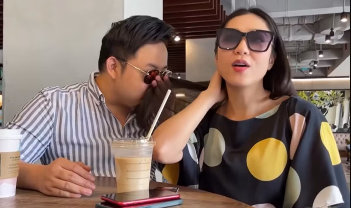 Trước đó thông tin cặp đôi chuẩn bị kết hôn được đăng tải trên hàng loạt trang mạng xã hội thu hút sự chú ý rất lớn từ cộng đồng mạng. Tuy nhiên, quản lý của hai nghệ sĩ cho biết đây là thông tin không chính xác.