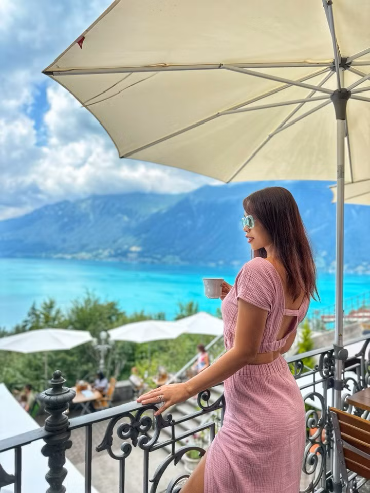 Điều khiến nhiều người ngưỡng mộ ở cuộc hôn nhân của Hà Anh chính là cặp đôi có sự đồng điệu về tâm hồn, luôn tôn trọng lẫn nhau. Dù đến từ hai nền văn hóa khác nhau, nhưng cặp đôi luôn biết cách dung hòa, tạo nên một gia đình nhỏ ấm áp. Ảnh: FB Ha Anh Vu