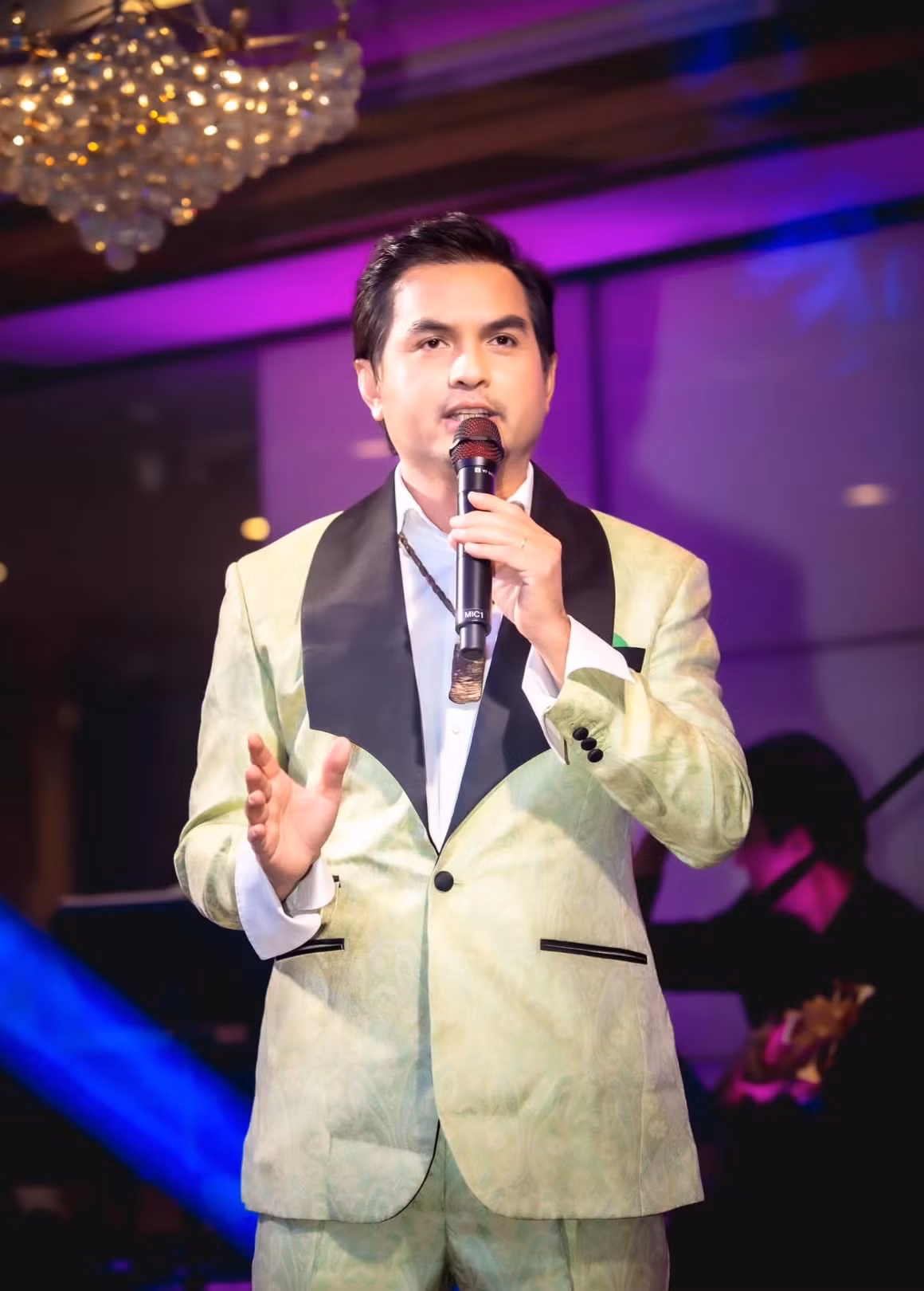 Nhung hinh anh cuoi doi cua dien vien Duc Tien
