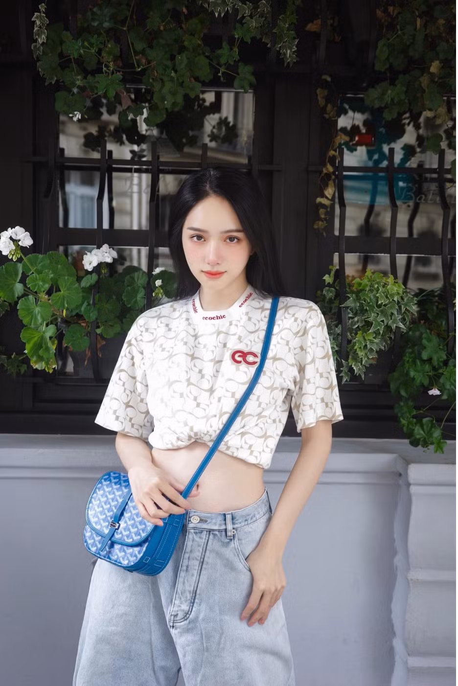 Hương Giang bất ngờ đăng tải dòng trạng thái trên trang cá nhân xoay quanh câu chuyện chọn đại diện thi Miss International Queen 2024.