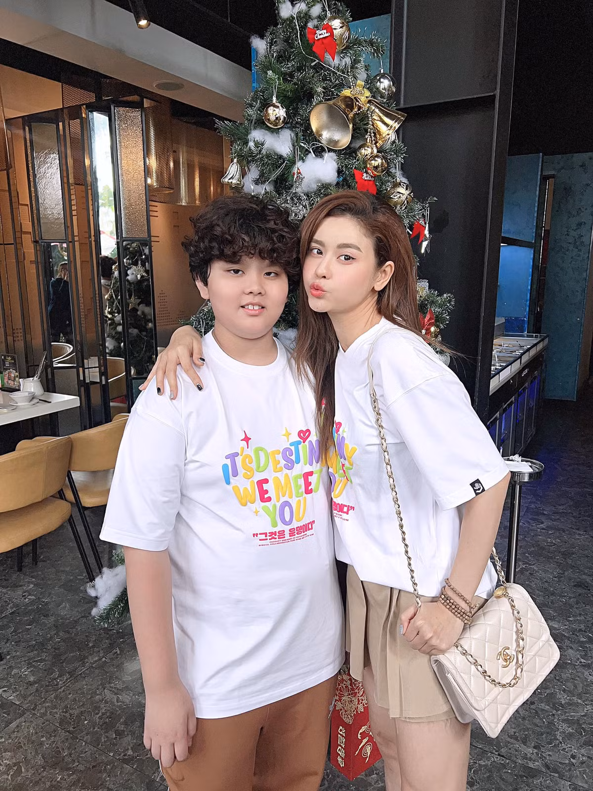 Ở thời điểm hiện tại, ca sĩ Trương Quỳnh Anh vượt qua những tổn thương và lấy lại được tinh thần lạc quan. Cô tập trung cho công việc và dành thời gian chăm sóc con trai Sushi.