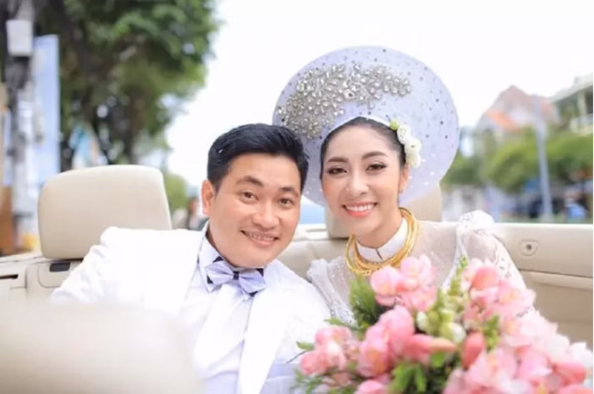 Những tưởng có hôn nhân viên mãn với 2 người con nhưng tới tháng 11/2021, người đẹp bất ngờ tiết lộ những góc khuất trong hôn nhân khiến khán giả ngỡ ngàng. Ảnh: Gia đình Việt Nam