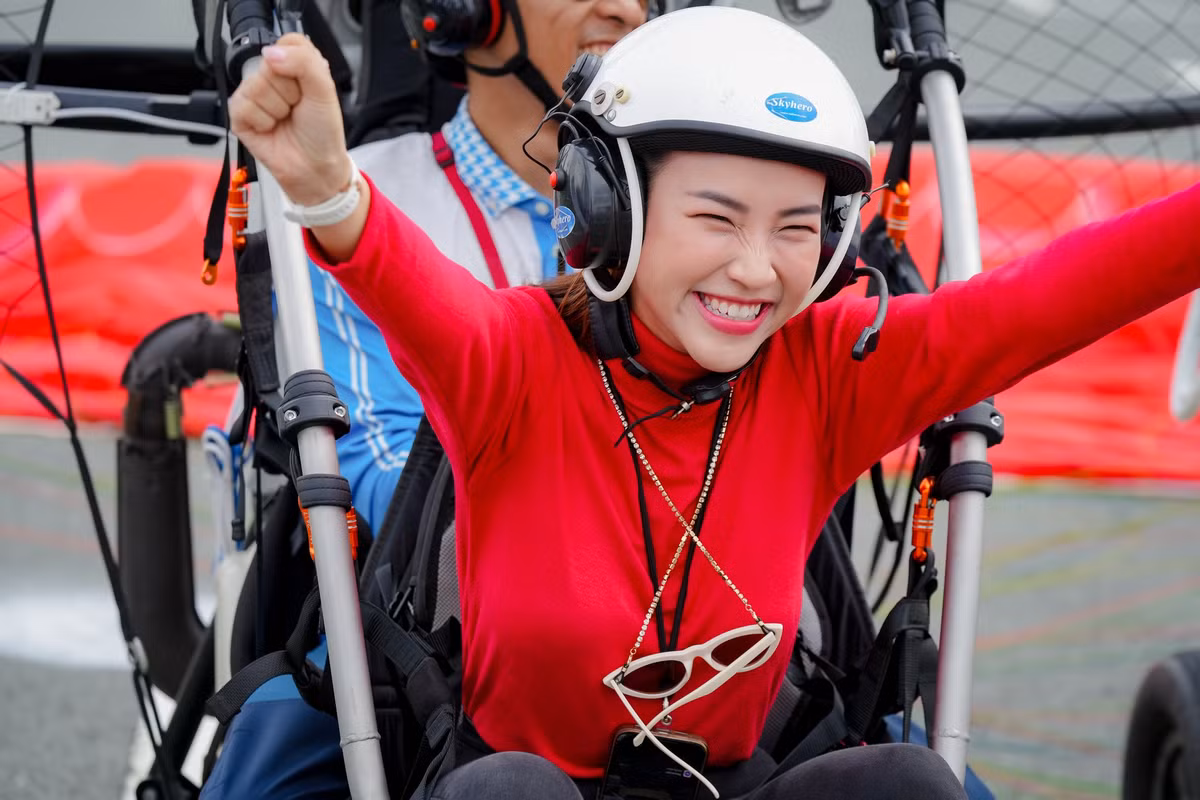  Hoàng Oanh - doanh nhân Jack Cole từng có cuộc hôn nhân hạnh phúc. Tuy nhiên, vào tháng 4/2022, cả hai bất ngờ thông báo ly hôn sau 3 năm chung sống, khiến nhiều người hâm mộ tiếc nuối.