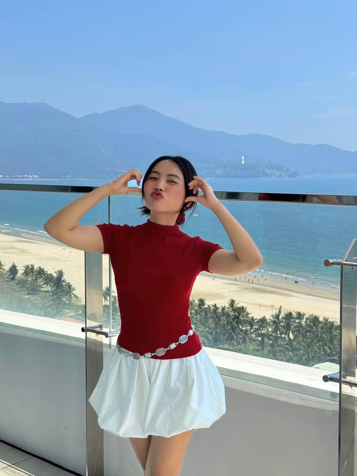 Phương Mỹ Chi check in Đà Nẵng. Ảnh: FB Phương Mỹ Chi