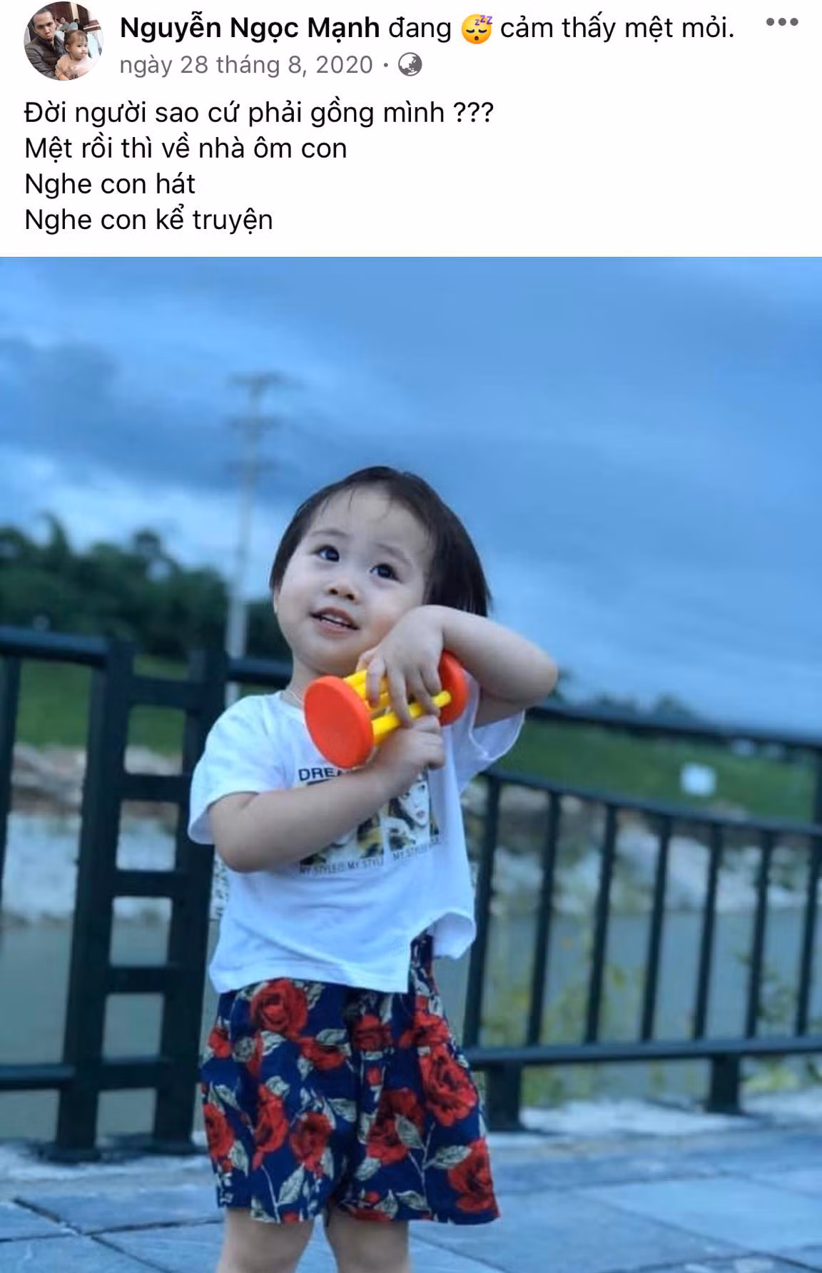 Anh Mạnh dành nhiều lời yêu thương cho các con của mình và chứng tỏ bản thân là 1 người cha "nghiện con" thứ thiệt.