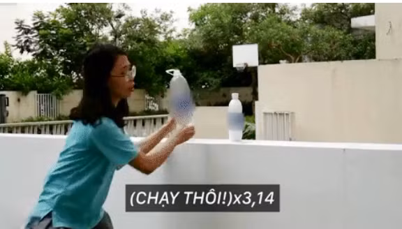 Một thời gian sau đó, kênh Youtube Thơ Nguyễn tiếp tục nhận về những chỉ trích khi thực hiện những đoạn video mang tính chất nguy hiểm, được đánh giá là không phù hợp cho trẻ em.