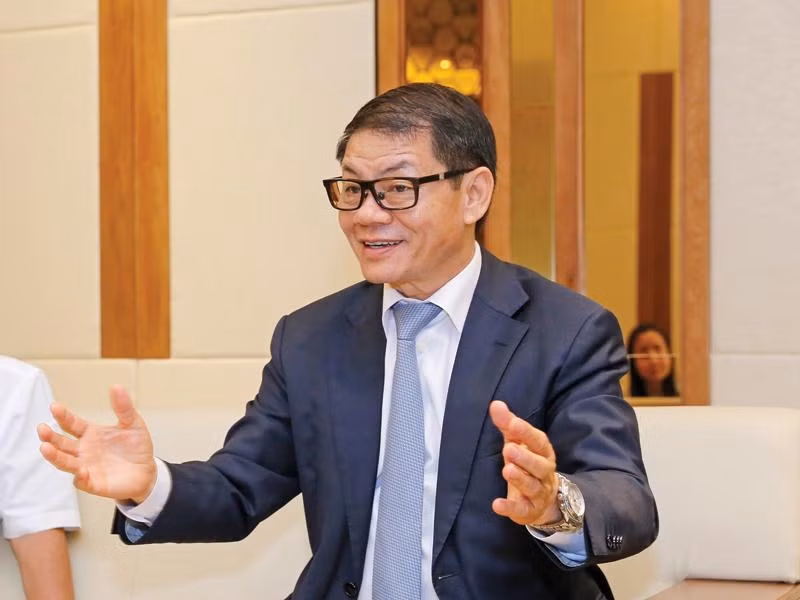 Chủ tịch Thaco Trần Bá Dương lần đầu vào danh sách của Forbes năm 2018. Thứ hạng của ông Trần Bá Dương cũng giảm 66 bậc so với năm 2019.