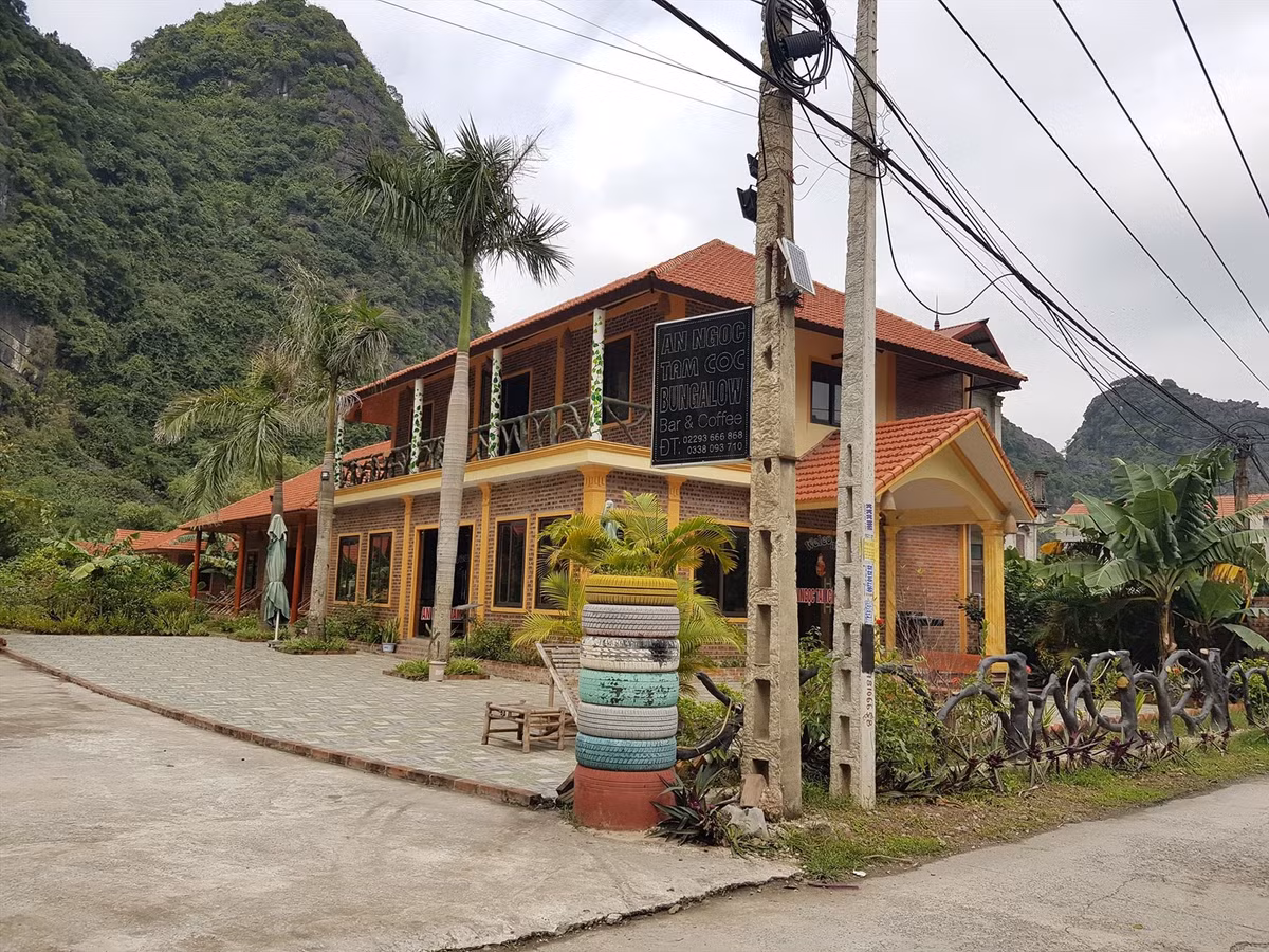 Môt công trình homestay bề thế khác tại xã Ninh Hải. 