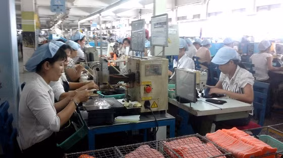 “Noi soi” tai chinh Cty PouYuen Viet Nam chi tien thoi viec 300 trieu/nguoi