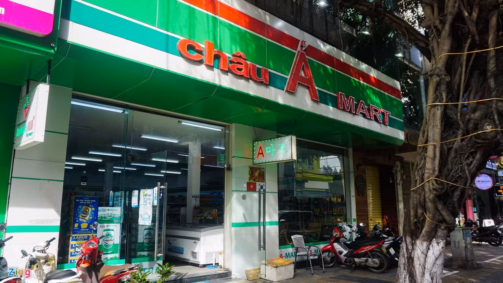 Trước đây, nhà đất số 106 Trần Phú có diện tích 118,5 m2 thuộc sở hữu của Công ty Cổ phần Xuất nhập khẩu Đà Nẵng. Sau đó, công ty đã chuyển nhượng tài sản này cho Công ty Cổ phần Xây dựng 79.