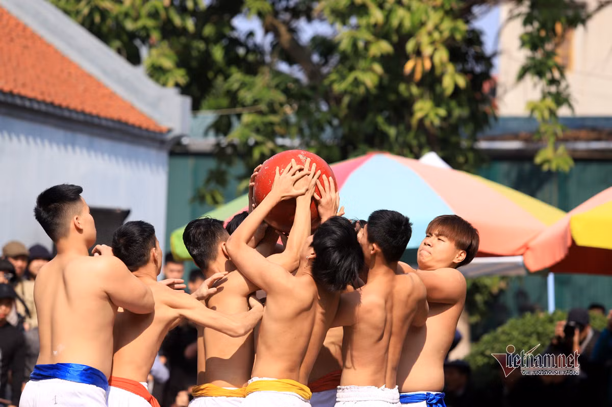Có nhiều tình huống va chạm giữa các bên