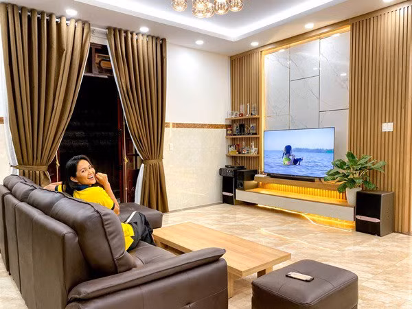 Tram tro xem nhung can nha tien ty sao Viet tang bo me